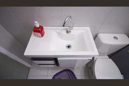 Casa à venda com 100m², 2 quartos e 1 vaga Casa à venda com 100m², 2 quartos e 1 vagaBanheiro 1