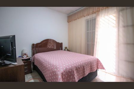 Casa à venda com 100m², 2 quartos e 1 vaga Casa à venda com 100m², 2 quartos e 1 vagaQuarto 2