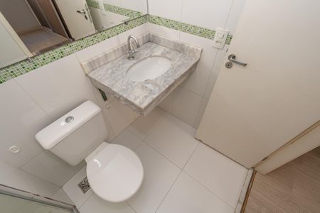 Banheiro da Suíte  de apartamento para alugar com 3 quartos, 72m² em Jardim Santa Izabel, Hortolândia