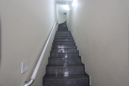 Apartamento para alugar com 35m², 1 quarto e sem vagaEscada