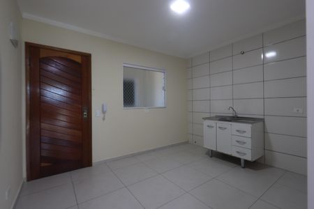 Sala e Cozinha  de apartamento para alugar com 1 quarto, 35m² em Jardim Sao Jose (sao Mateus), São Paulo