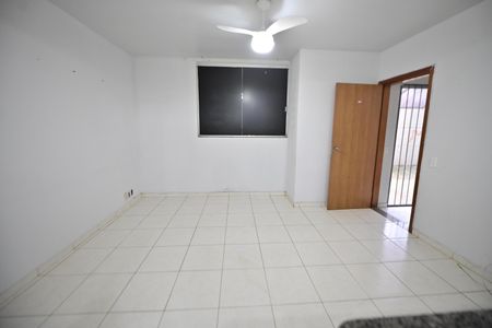 Apartamento para alugar com 2 quartos, 52m² em Vila Rosa, Goiânia