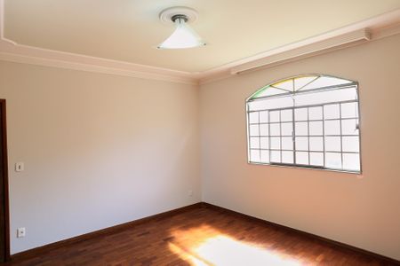 Apartamento à venda com 280m², 3 quartos e 4 vagas Apartamento à venda com 280m², 3 quartos e 4 vagasSala