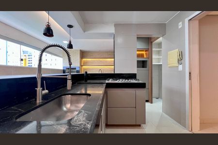 Apartamento para alugar com 90m², 2 quartos e 2 vagasCozinha