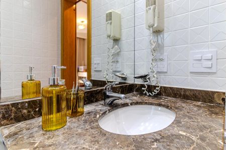 Studio para alugar com 33m², 1 quarto e 1 vaga Studio para alugar com 33m², 1 quarto e 1 vagaBanheiro