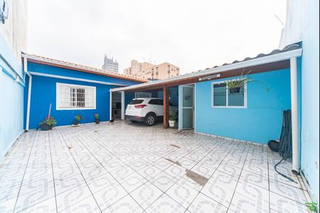 Casa à venda com 120m², 2 quartos e 2 vagasGaragem e Quintal 