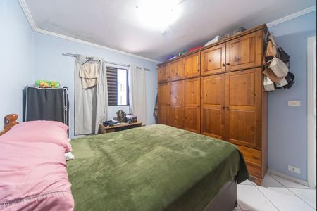 Quarto 2 de casa à venda com 2 quartos, 120m² em Vila Floresta, Santo André
