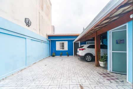 Casa à venda com 120m², 2 quartos e 2 vagasGaragem e Quintal 