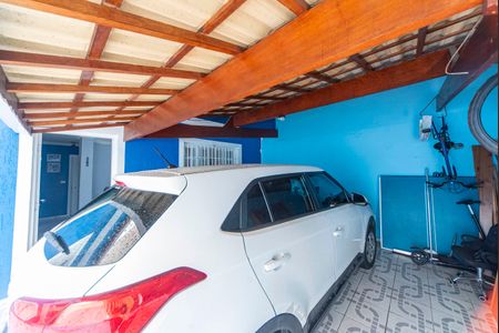 Casa à venda com 120m², 2 quartos e 2 vagasGaragem e Quintal 