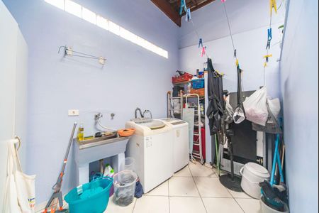 Casa à venda com 120m², 2 quartos e 2 vagasÁrea de Serviço