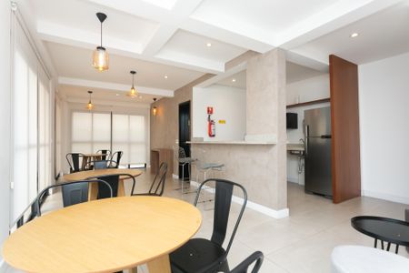 Apartamento à venda com 54m², 2 quartos e 1 vaga Apartamento à venda com 54m², 2 quartos e 1 vagaÁrea comum - Salão de Festas