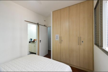 Suíte de apartamento para alugar com 3 quartos, 90m² em Santo Antônio, Belo Horizonte