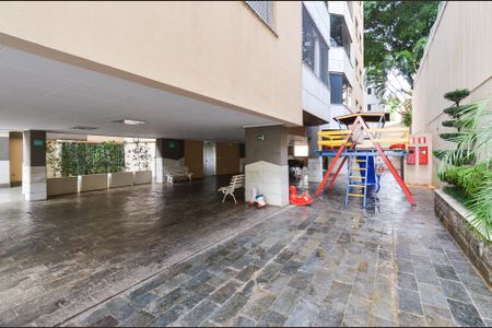 Apartamento para alugar com 90m², 3 quartos e 2 vagas Apartamento para alugar com 90m², 3 quartos e 2 vagasÁrea comum - Playground