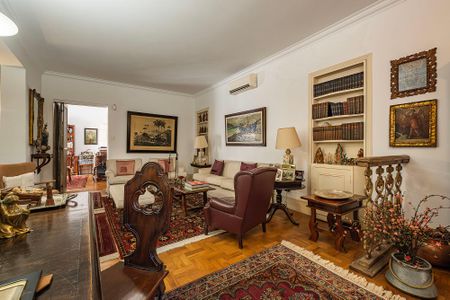 Sala de casa à venda com 2 quartos, 350m² em Jardim Europa, São Paulo