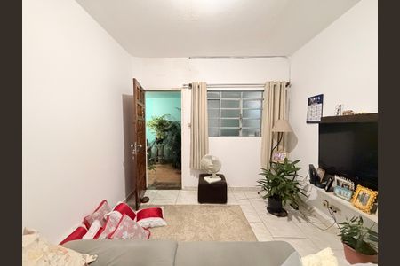 Casa à venda com 2 quartos, 80m² em Vila Rio Branco, Jundiaí