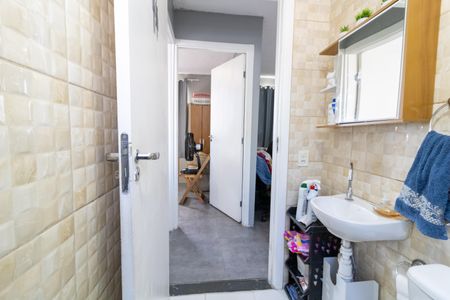 Apartamento para alugar com 40m², 2 quartos e sem vaga Apartamento para alugar com 40m², 2 quartos e sem vagaBanheiro