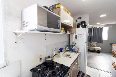 Cozinha de apartamento para alugar com 2 quartos, 40m² em Hípica, Porto Alegre