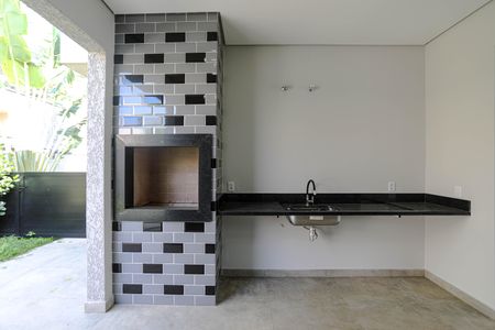 Casa de condomínio para alugar com 167m², 3 quartos e 3 vagasChurrasqueira