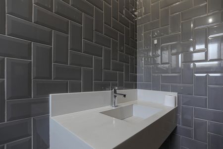 Casa de condomínio para alugar com 167m², 3 quartos e 3 vagasBanheiro - Quarto 2 - Suíte