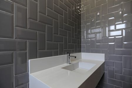 Casa de condomínio para alugar com 167m², 3 quartos e 3 vagasBanheiro - Quarto 1 - Suíte