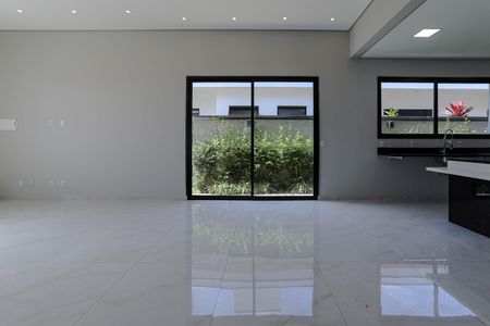 Sala de casa de condomínio para alugar com 3 quartos, 167m² em Botujuru, Mogi das Cruzes