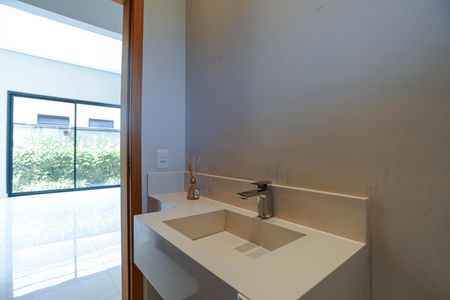 Casa de condomínio para alugar com 167m², 3 quartos e 3 vagasLavabo