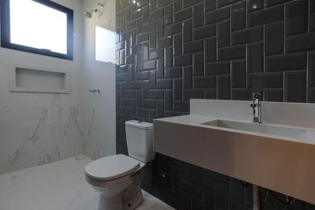 Casa de condomínio para alugar com 167m², 3 quartos e 3 vagasBanheiro - Quarto 2 - Suíte