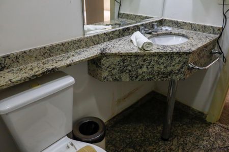 Apartamento para alugar com 32m², 1 quarto e 1 vaga Apartamento para alugar com 32m², 1 quarto e 1 vagaBanheiro