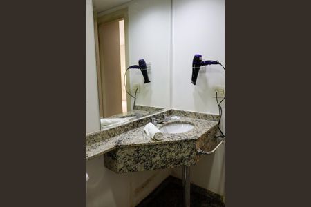 Apartamento à venda com 32m², 1 quarto e 1 vagaBanheiro