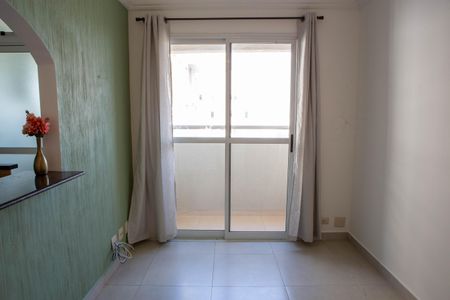 Sala de apartamento para alugar com 2 quartos, 59m² em Vila Butantã, São Paulo