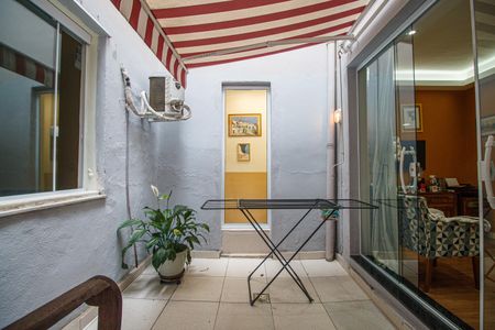 Sala Varanda de apartamento à venda com 2 quartos, 65m² em Tijuca, Rio de Janeiro