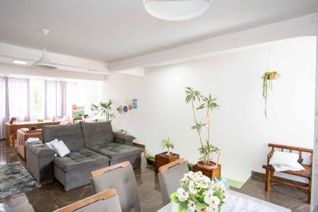 Casa à venda com 177m², 6 quartos e 3 vagasSala de Jantar Casa 1