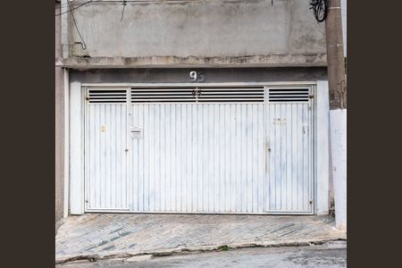 Casa à venda com 177m², 6 quartos e 3 vagasFachada