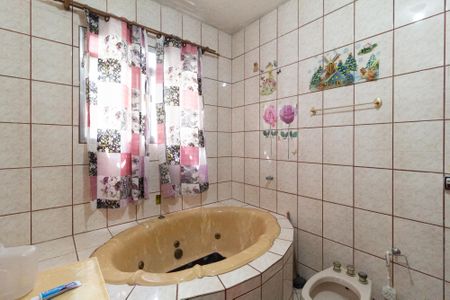 Banheiro de casa à venda com 2 quartos, 260m² em Pestana, Osasco