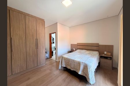 Casa à venda com 2802m², 10 quartos e 7 vagasQuarto 3 - Casa 2