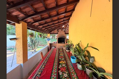 Casa à venda com 2802m², 10 quartos e 7 vagasChurrasqueira/Quintal/lavanderia - Casa 1