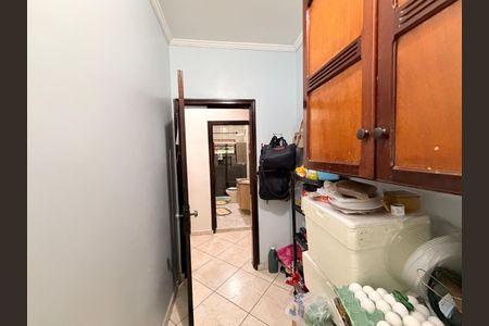 Casa à venda com 2802m², 10 quartos e 7 vagasDispensa- Casa 1