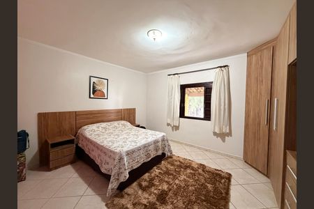 Casa à venda com 2802m², 10 quartos e 7 vagasQuarto 2 - Casa 1