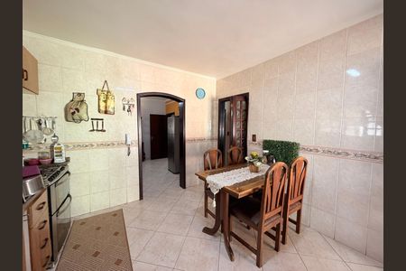 Casa à venda com 2802m², 10 quartos e 7 vagasCozinha - Casa 1