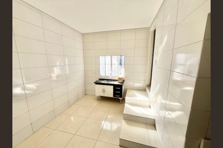 Sala/Cozinha de kitnet/studio para alugar com 2 quartos, 80m² em Jardim Primavera, São Paulo