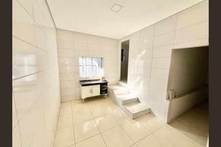 Sala/Cozinha de kitnet/studio para alugar com 2 quartos, 80m² em Jardim Primavera, São Paulo