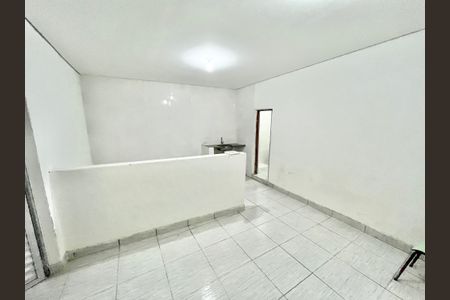 Sala/Cozinha de kitnet/studio para alugar com 2 quartos, 65m² em Jardim Primavera, São Paulo