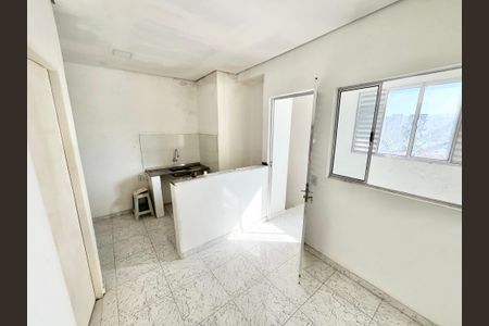 Sala/Cozinha de kitnet/studio para alugar com 1 quarto, 35m² em Jardim Primavera, São Paulo