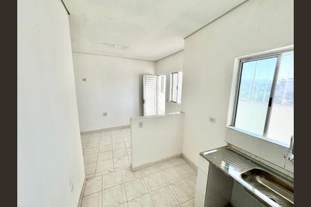 Studio para alugar com 35m², 1 quarto e sem vaga Studio para alugar com 35m², 1 quarto e sem vagaSala/Cozinha