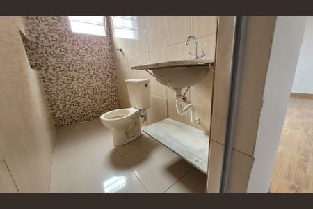 Casa para alugar com 80m², 1 quarto e sem vaga