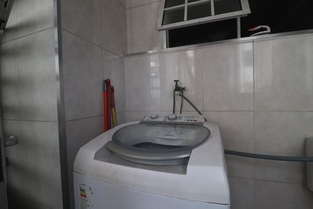 Apartamento à venda com 178m², 3 quartos e 1 vagaÁrea de Serviço