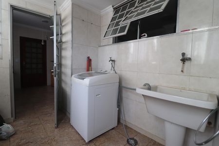 Apartamento à venda com 178m², 3 quartos e 1 vagaÁrea de Serviço