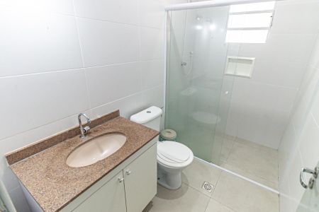 Casa para alugar com 100m², 2 quartos e 1 vaga Casa para alugar com 100m², 2 quartos e 1 vagaBanheiro