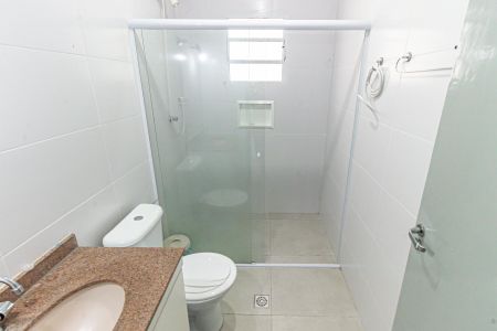 Casa para alugar com 100m², 2 quartos e 1 vaga Casa para alugar com 100m², 2 quartos e 1 vagaBanheiro