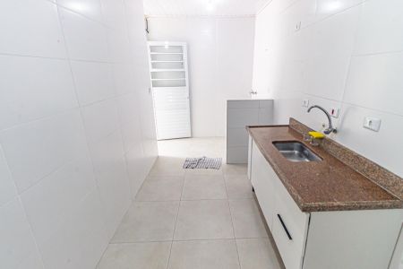 Casa para alugar com 100m², 2 quartos e 1 vaga Casa para alugar com 100m², 2 quartos e 1 vagaCozinha e Área de Serviço